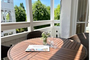 Outdoor dining - Urlaub auf Rügen in einer Ferienwohnung (Sellin)