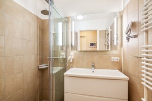 Bathroom - Ferienwohnung Urlaub mit Hund (Sellin)