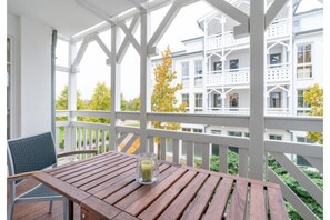 Outdoor dining - Ferienwohnung mit AHOI-Rabatt in Sellin (Sellin)