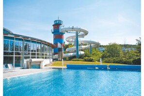 Pool - Ferienwohnung im 2.OG mit Balkon in Sellin (Sellin)