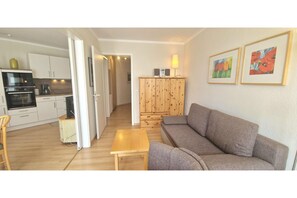 Living area - hochwertige Ferienwohnung im Ostseebad Sellin (Sellin)