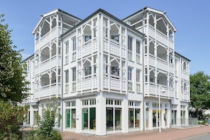 Exterior - Ferienwohnung mit ausreichend Platz in Sellin (Sellin)