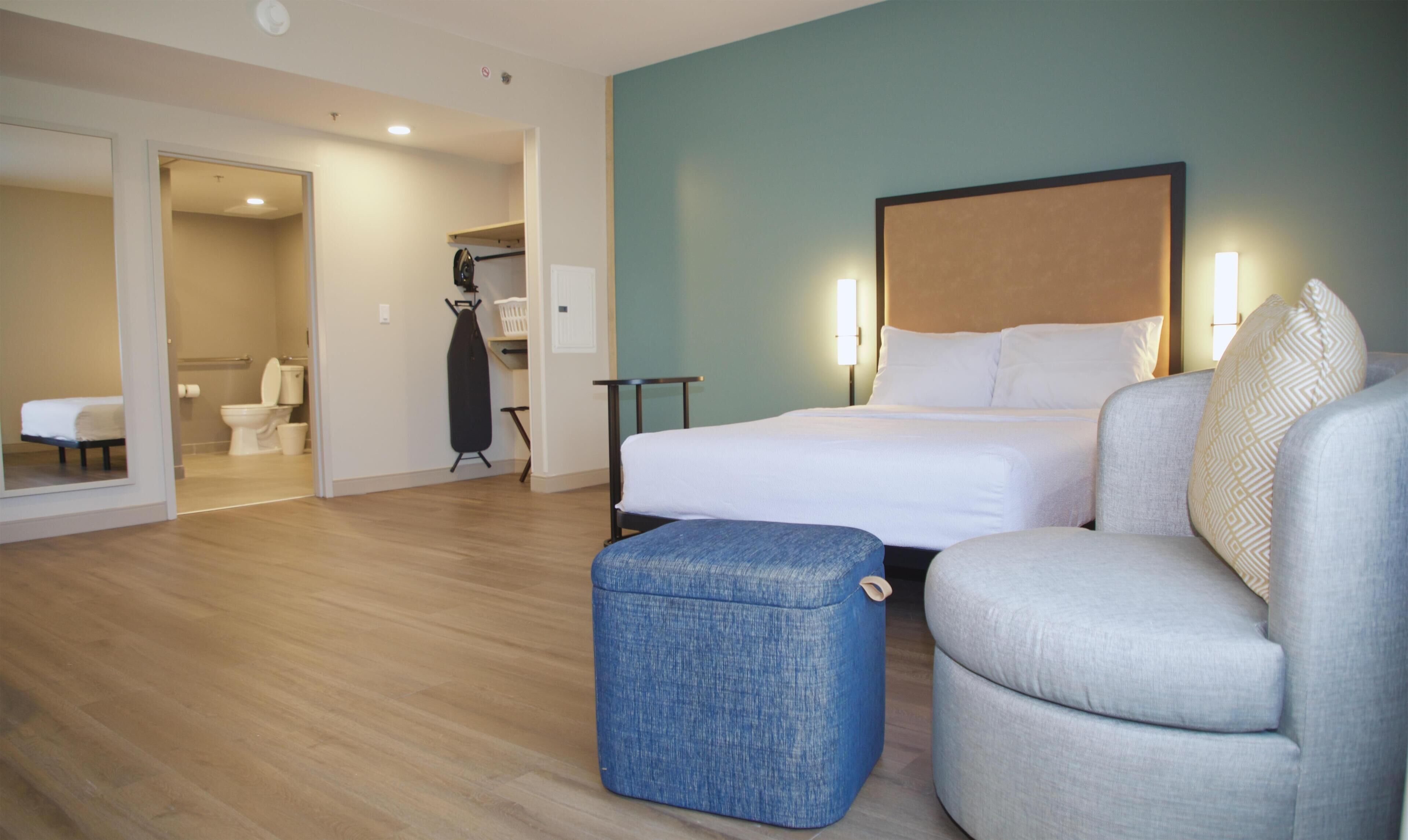 Suite estudio, 1 cama de matrimonio, accesible en silla de ruedas, cocina básica