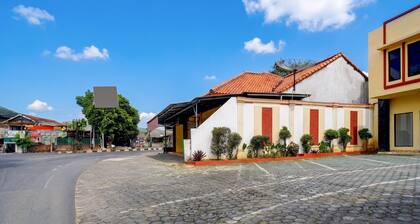 Spacious Family Stay Near Stadium