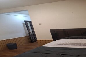 Room - Single Room near Cihampelas Walk (Bandung)