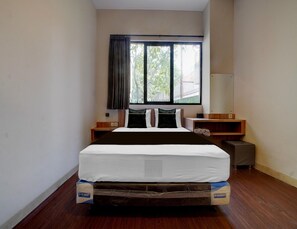 Bureau, Wi-Fi gratuit, draps fournis