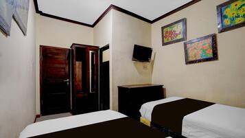 Desk, free WiFi, bed sheets