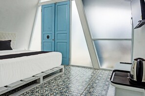 Room - Garden Suite near Aviary Park (South Tangerang)