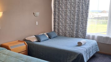 Desk, laptop workspace, free WiFi, bed sheets