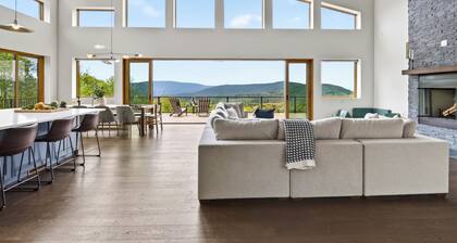 Secluded Catskills Retreat • Near Hunter Mountain + Game Room | Bates Ridge