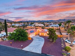 Exterior - Pool + Firepit + BBQ | Near Park + DT Yucca Valley |  The Light of the Desert (Yucca Valley)