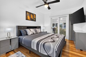Room - Pompano Beach Retreat • Private Pool + Canal-Front Tiki Lounge | Coral Current (Pompano Beach)
