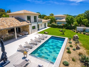 Outdoor pool - Villa Déoni (Zonza)