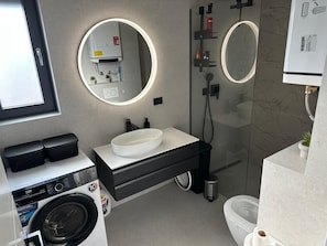 Apartment, Balcony, Beach View | Bathroom - Apartment Maestral (Ražanj)