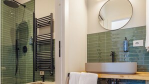 Studio (Casa 8) | Bathroom