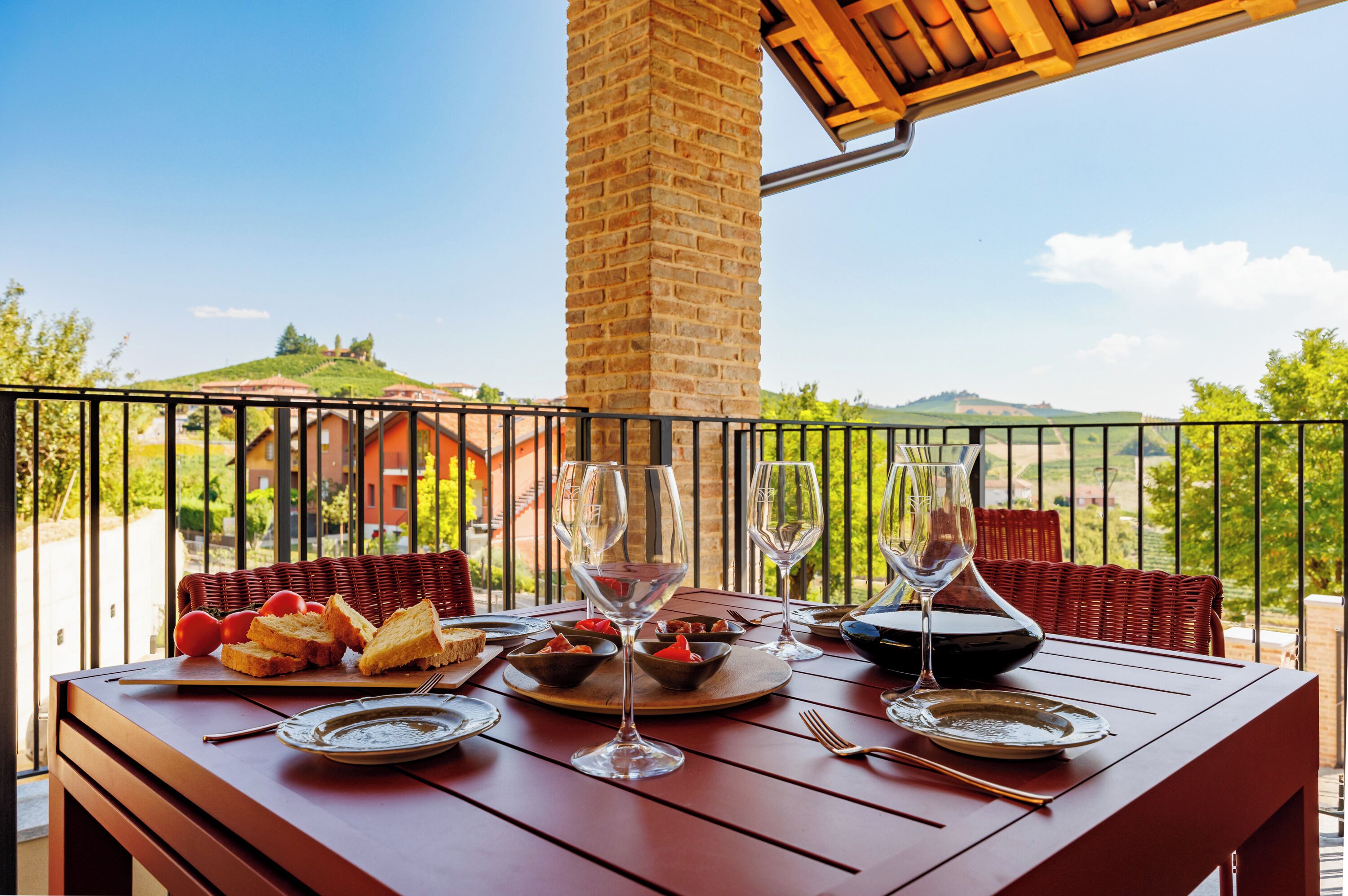 Appartamento, balcone, vista collina (Casa 7) | Vista cortile