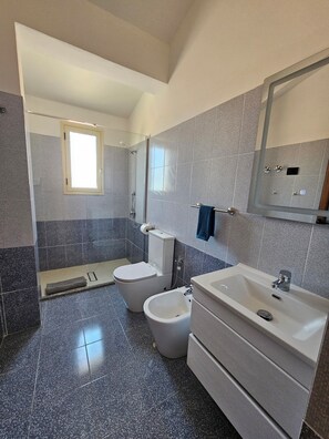 Bathroom - Vrbo Property (Tragjas)