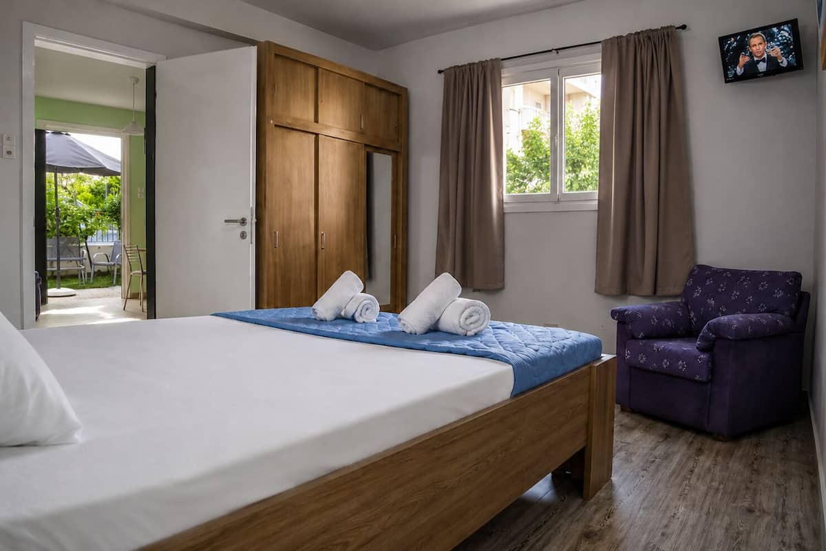 Family Apartment, 1 Double Bed with Sofa bed, Balcony, Ground Floor | WiFi (free), bed sheets