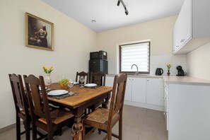 Dining - Cozy Apartments with a Garden | Close to Downtown (Bielsko-Biała)