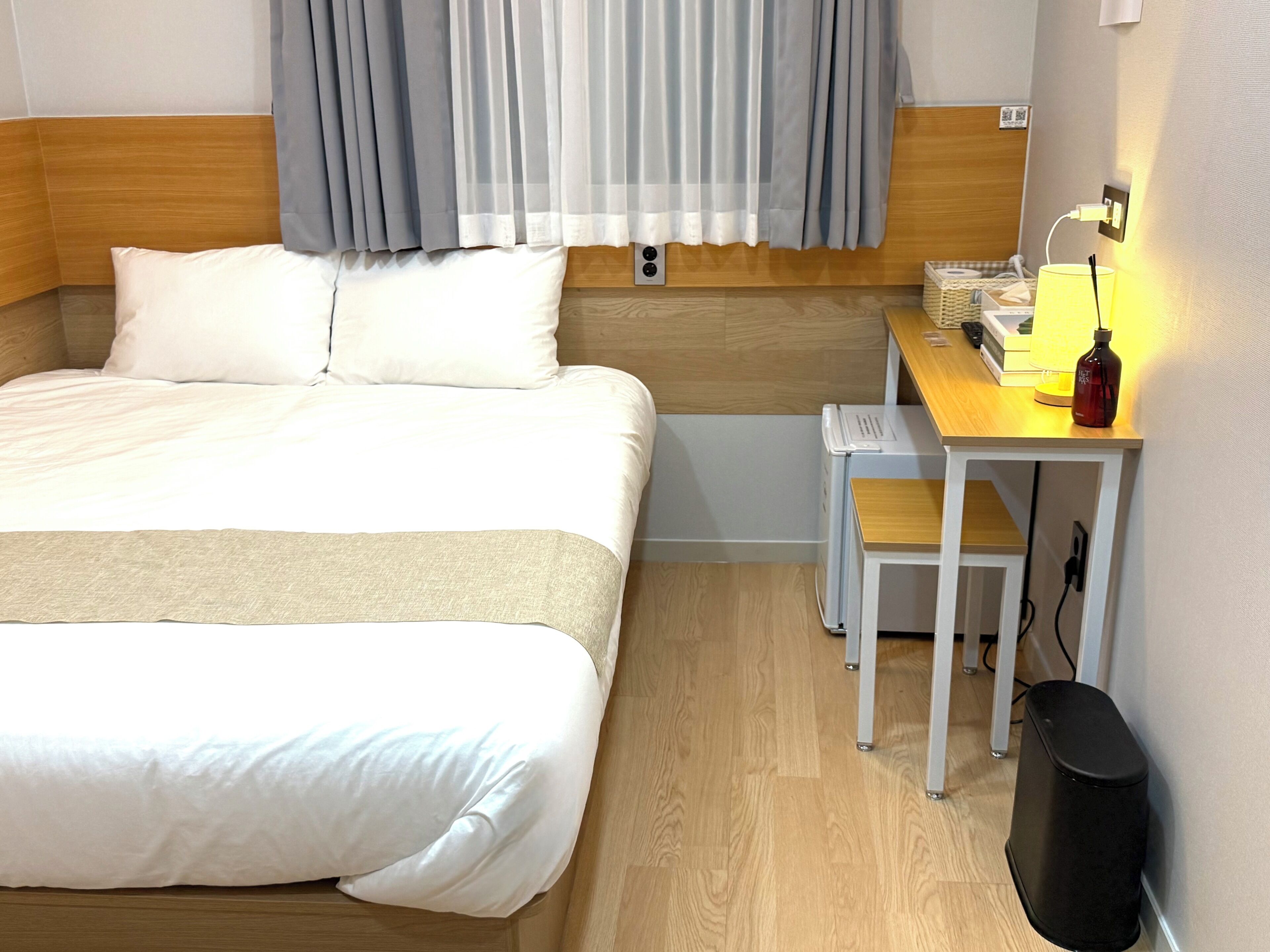 Double Room | Desk, laptop workspace, free WiFi