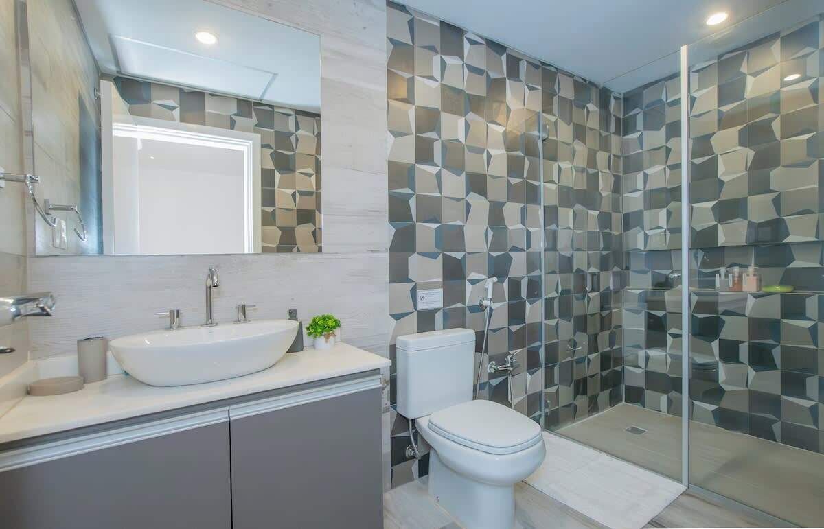Apartemen, balkon, pemandangan kota | Kamar mandi