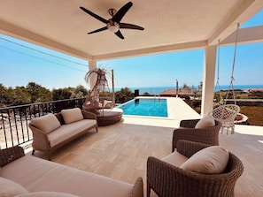 Pool - Serenity House—Private Infinity Pool, Panoramic Sea Views, and Near Budva (Krimovica)