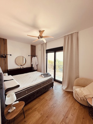 Iron/ironing board, free WiFi, bed sheets - Serenity House—Private Infinity Pool, Panoramic Sea Views, and Near Budva (Krimovica)