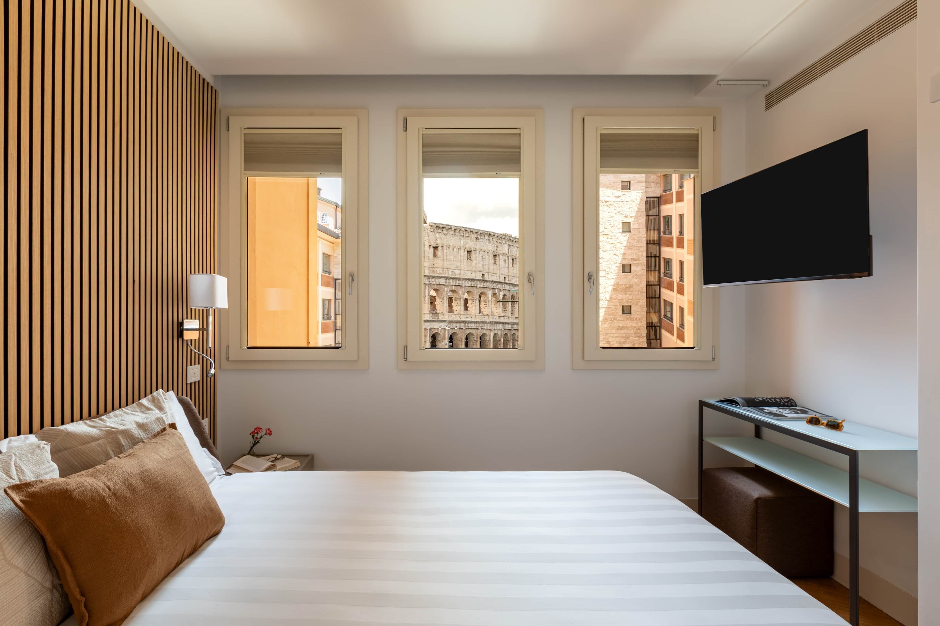 1 bedroom, in-room safe, WiFi, bed sheets