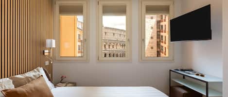 1 bedroom, in-room safe, WiFi, bed sheets