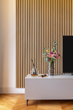 Interior - Comfort & Luxury at the Colosseum - Entire Apartment (Rome)