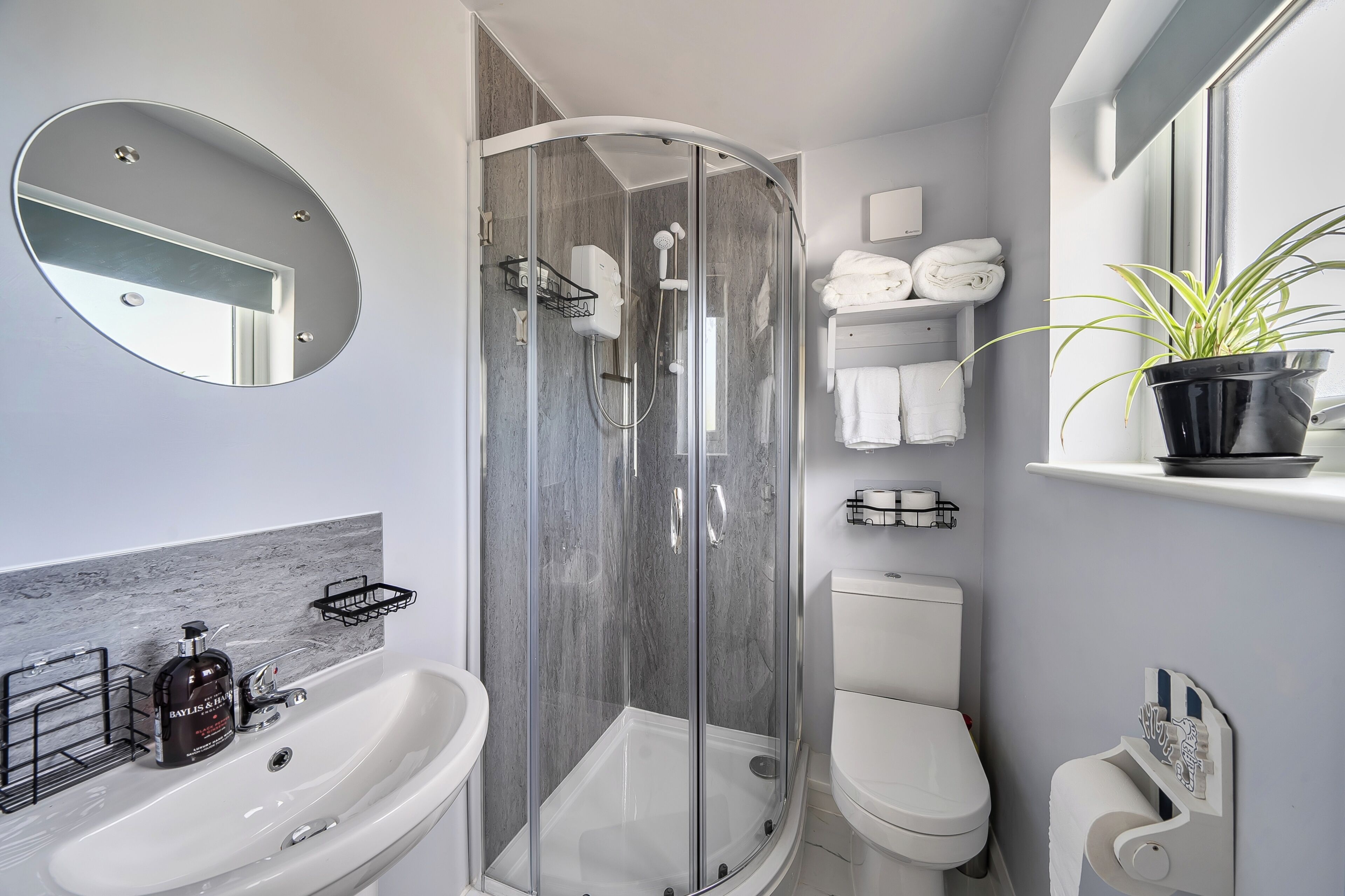 Shower, towels