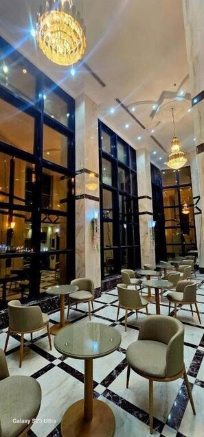 Dining - Durrat Al-Ijaba Hotel (Ray'zakhir)