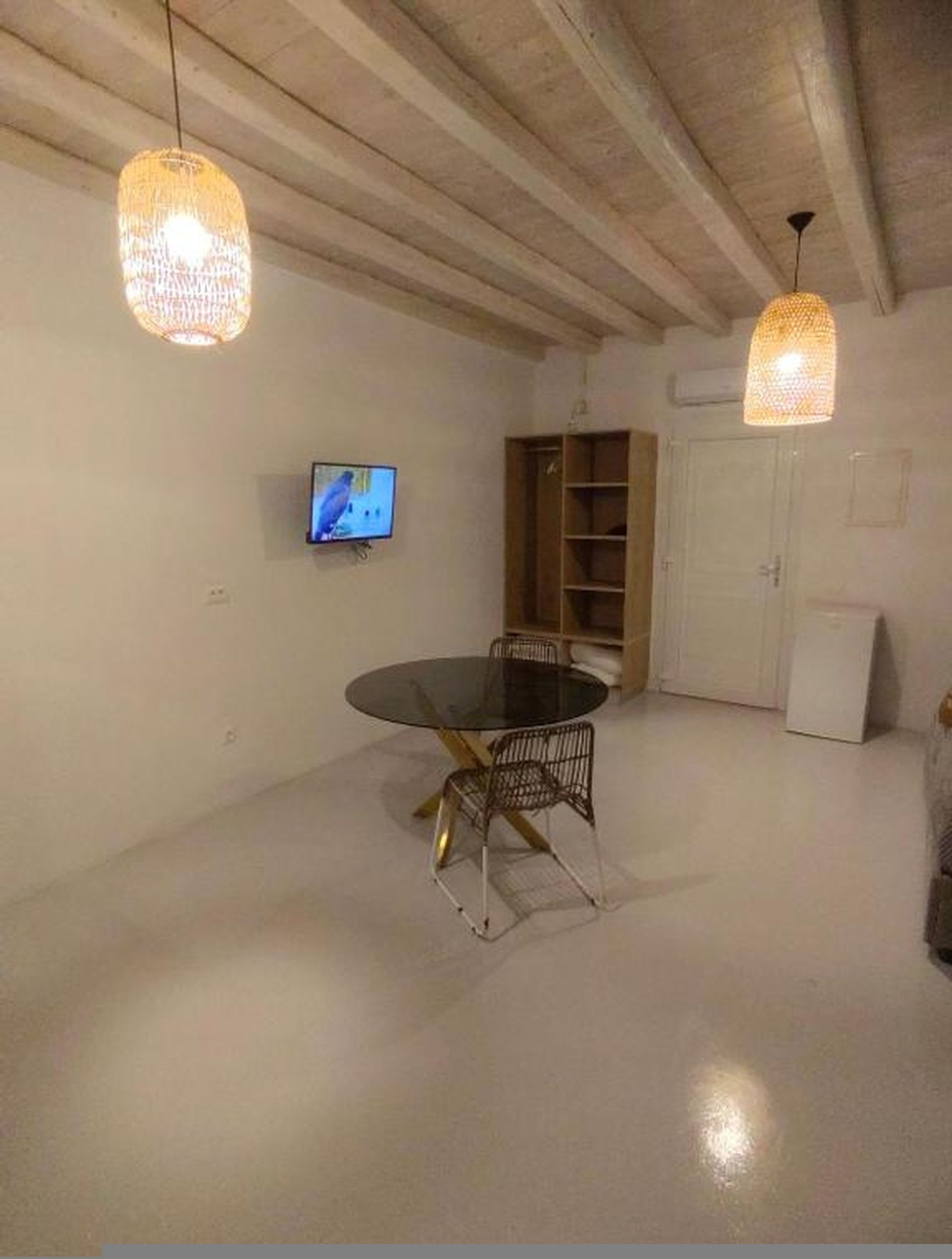 7 bedrooms