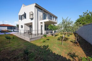 Standard House, 4 Bedrooms, Microwave (Holiday Home Eros with Pool) | Exterior - Holiday Home Eros With Pool (Sibenik)