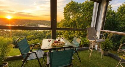 Sunset Paradise-3BD/3BA Condo/Pools/Pet Friendly/Lake Ozark-8PP
