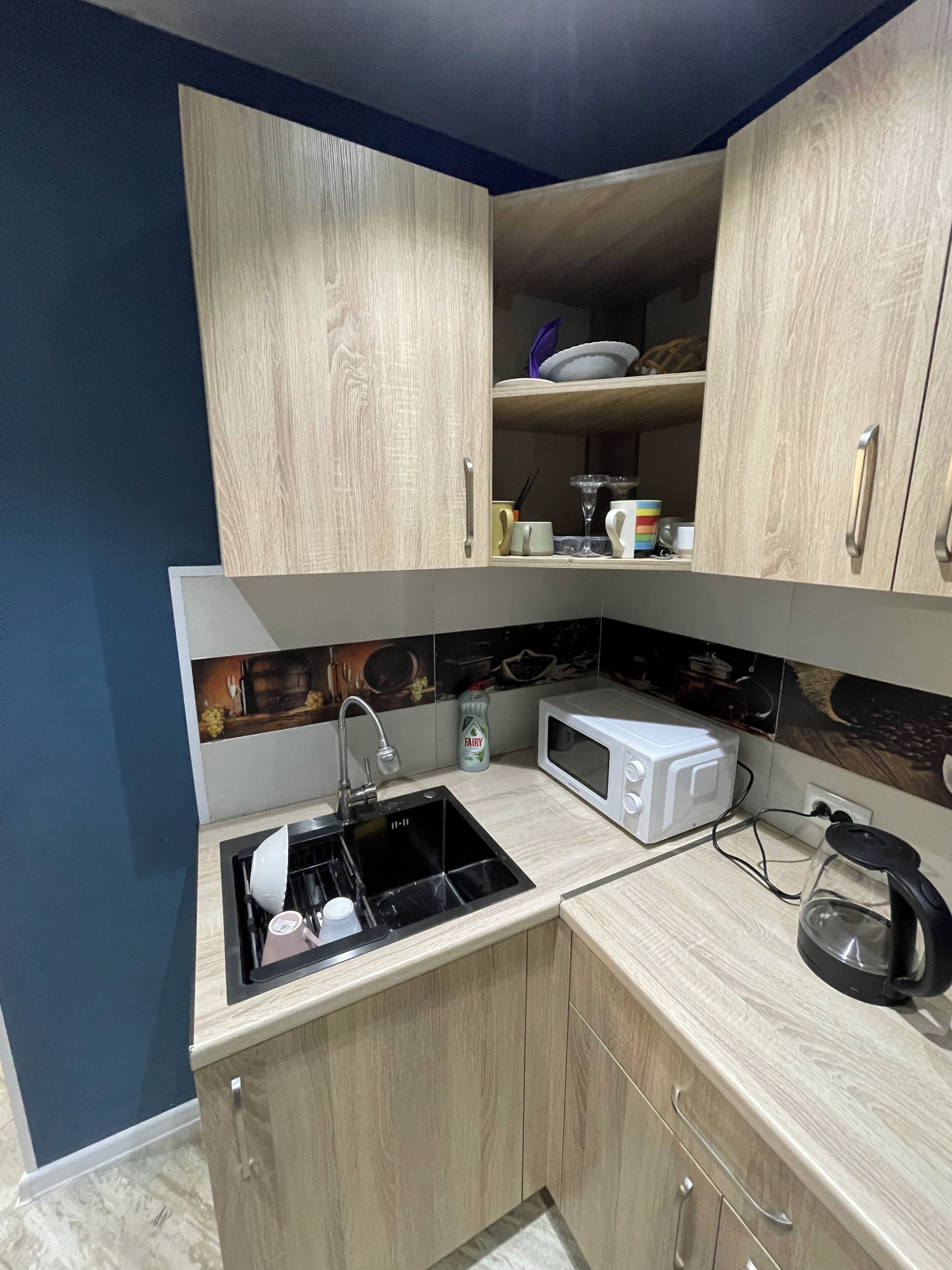 Fridge, microwave, cookware/dishes/utensils