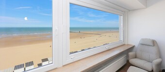 Lovely apartment in Oostende with house sea view
