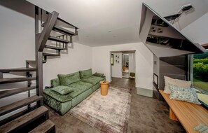 TV, fireplace - Pet friendly home in Krasic with sauna (Krasic)