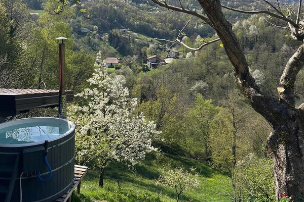 Bain à remous extérieur