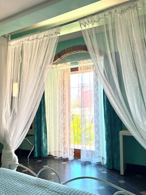 Luxury Quadruple Room, City View - Aurea Rooms - Vescovo Pitirro (Termoli)
