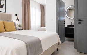 Bügeleisen/Bügelbrett, Reisekinderbett, kostenloses WLAN