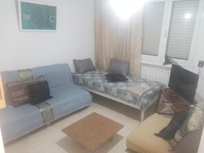 Living area - Chambres d hôtes El Menzah7 (Ariana)
