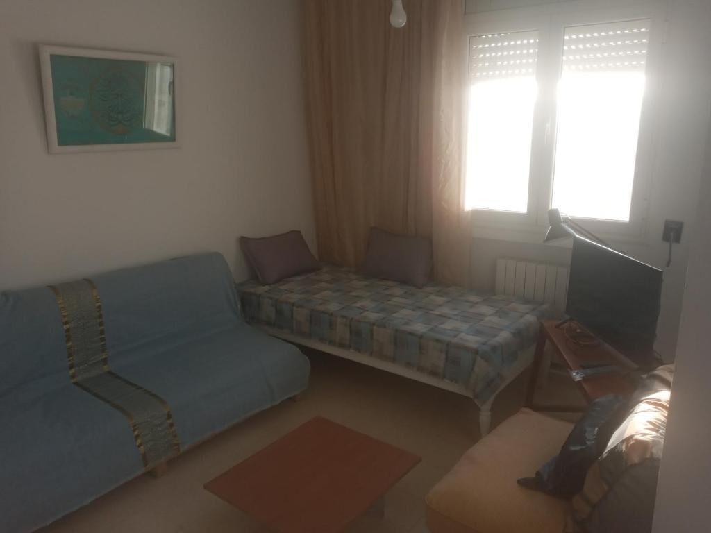 Classic Double Room, Balcony, City View | Living area