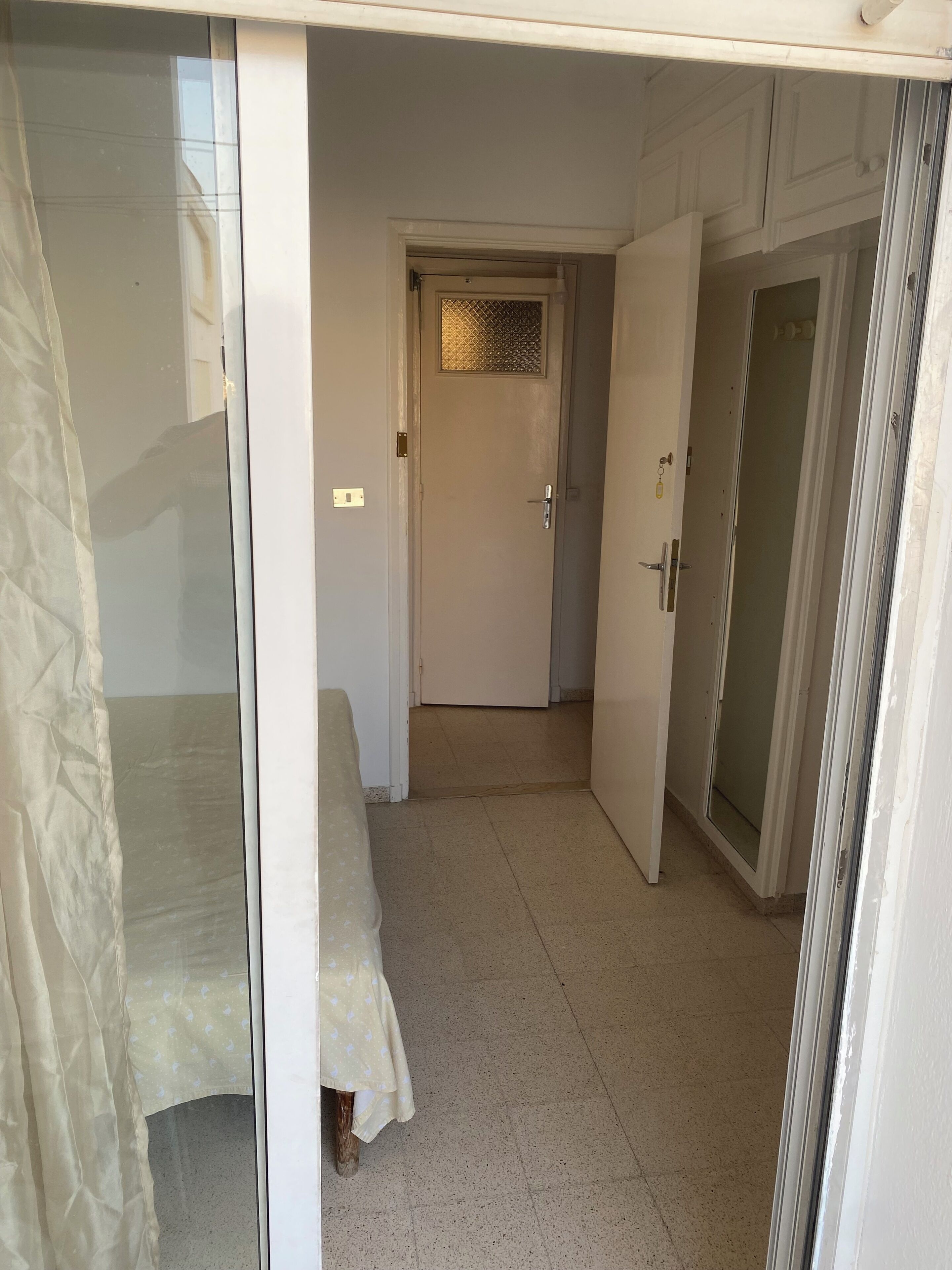 Habitación individual junior, vista a la ciudad | Wifi gratis y ropa de cama 