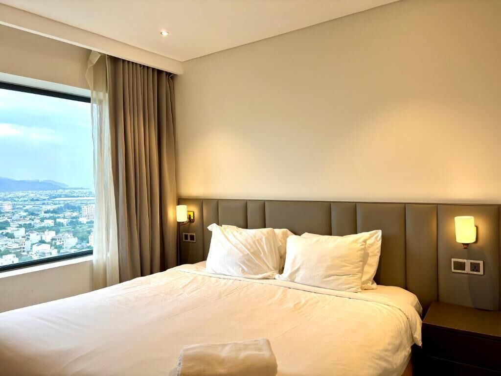 Deluxe Apartment, Balcony, City View | Blackout drapes, iron/ironing board, free WiFi