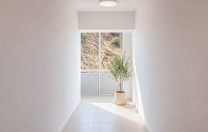 Interior - Awesome apartment in Mimice with WiFi (Mimice)