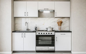 Coffee/tea maker, fridge, microwave, oven - Awesome apartment in Mimice with WiFi (Mimice)