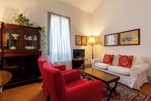Deluxe Apartment, Non Smoking | Living area - Palazzo Farini Suites (Ravenna)