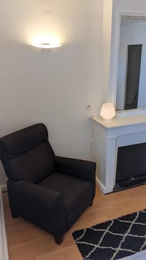 Chambre Voltaire, terrasse en bord de Sorgue | Sisätilat