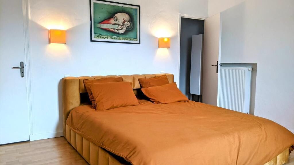 Chambre Beckett, terrasse en bord de Sorgue, Clim | Kostenloses WLAN, Bettwäsche